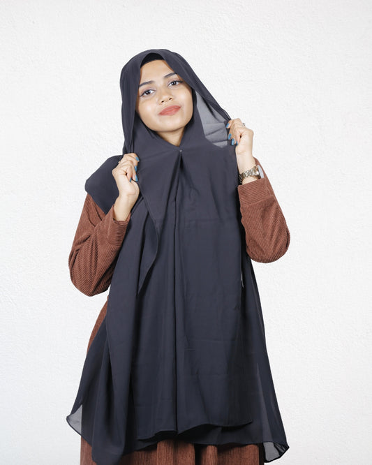 The Black Slider Mag Hijab includes a magnetic closure for easy and secure wear.